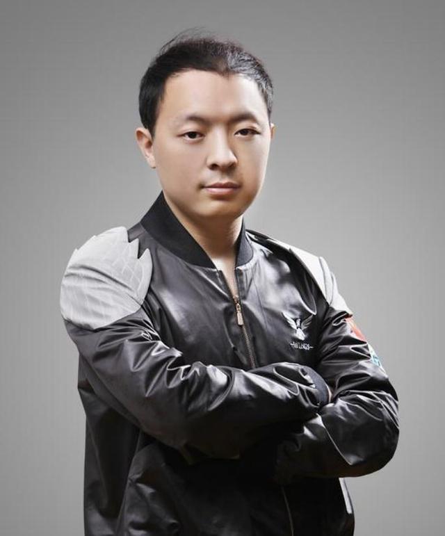 盧本偉Dota2戰隊名為“you know who” TI6世界冠軍加盟