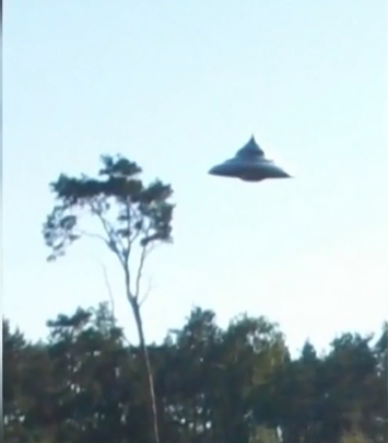 波蘭男子拍到罕見(jiàn)UFO清晰照是玩具 波蘭男子疑拍到UFO被專(zhuān)家夸